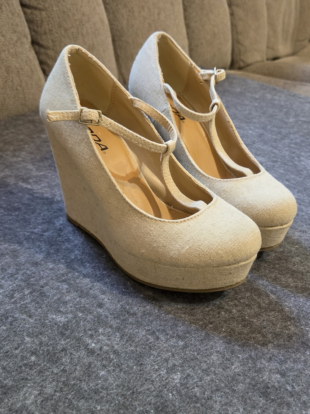 Soda Cream T-Strap Platform Wedge Heels - Picture 4 of 10